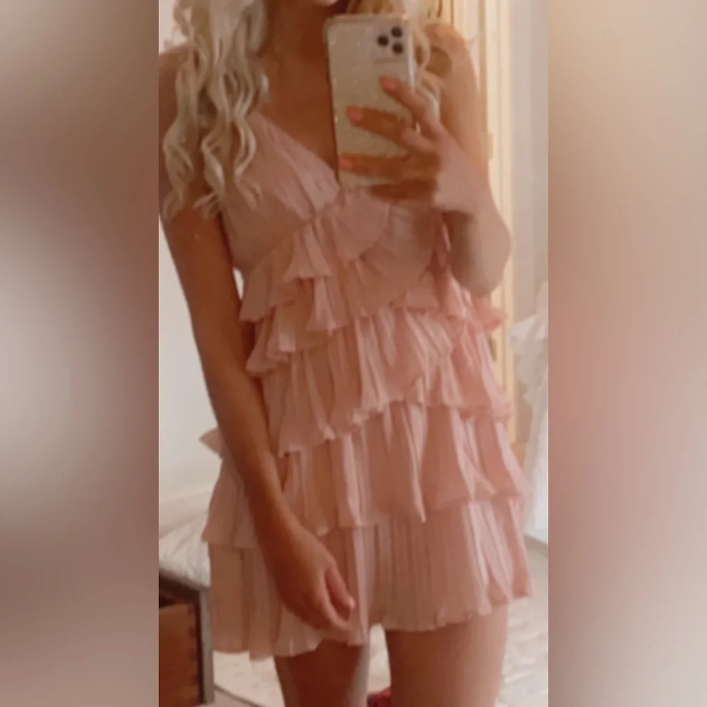 Pink Ruffle Dress 🌸 - Picture 6 of 6